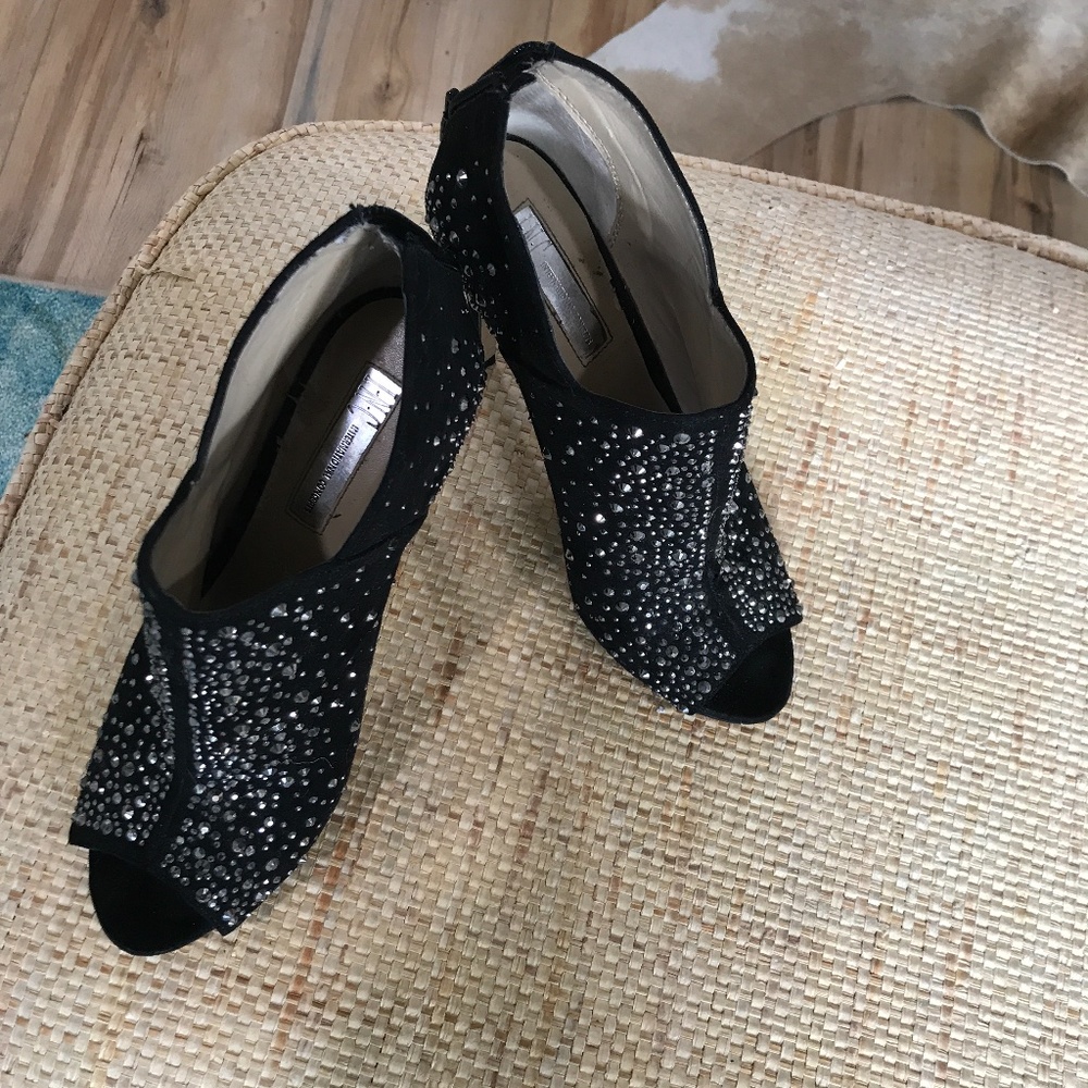 Inc Booties